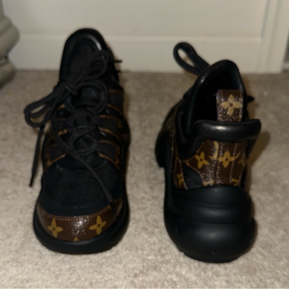 Louis Vuitton - LV Archlight Sneakers - Monogram - Women 39 - BRAND NEW - Picture 2 of 7